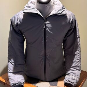 PAKA Apu Lightweight Puffer Jacket - Women’s Small (Storm)